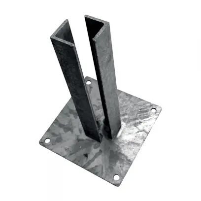 Patka Zn k montáži čtyřhranného sloupku branky / brány na betonový základ 80x80 mm